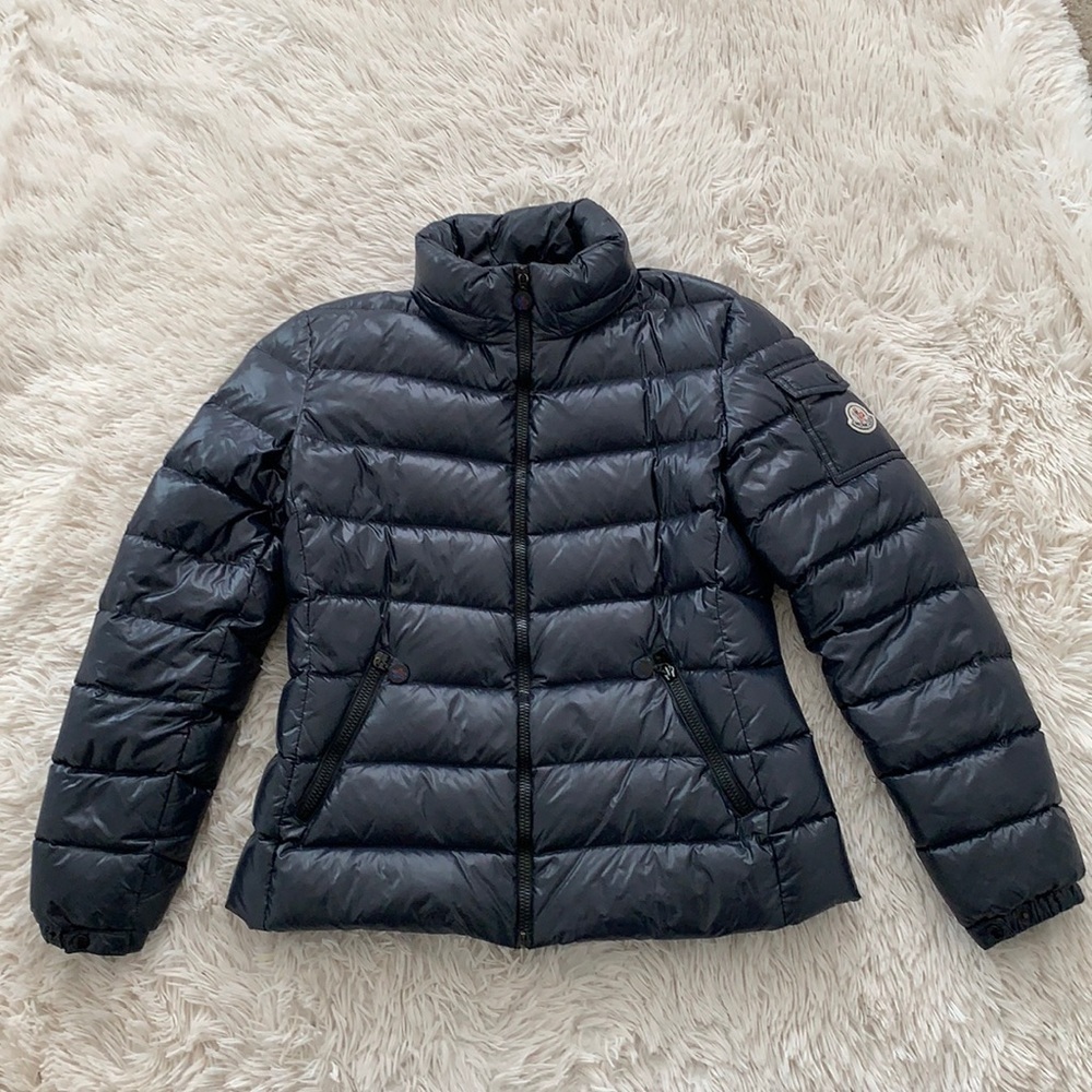 Moncler navy puffer jacket sz 3